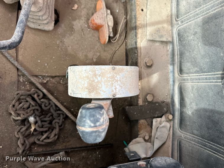 image for item DM2693 1986 Mack DM685S ready mix truck