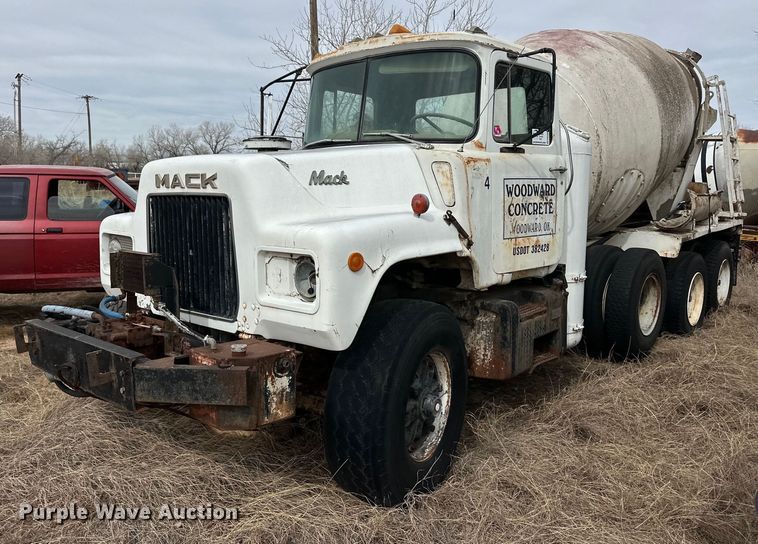 image for item DM2694 1974 Mack ready mix truck