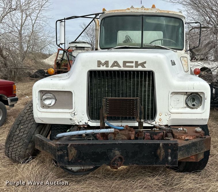 image for item DM2694 1974 Mack ready mix truck