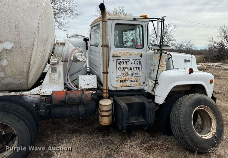image for item DM2694 1974 Mack ready mix truck