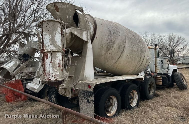 image for item DM2694 1974 Mack ready mix truck