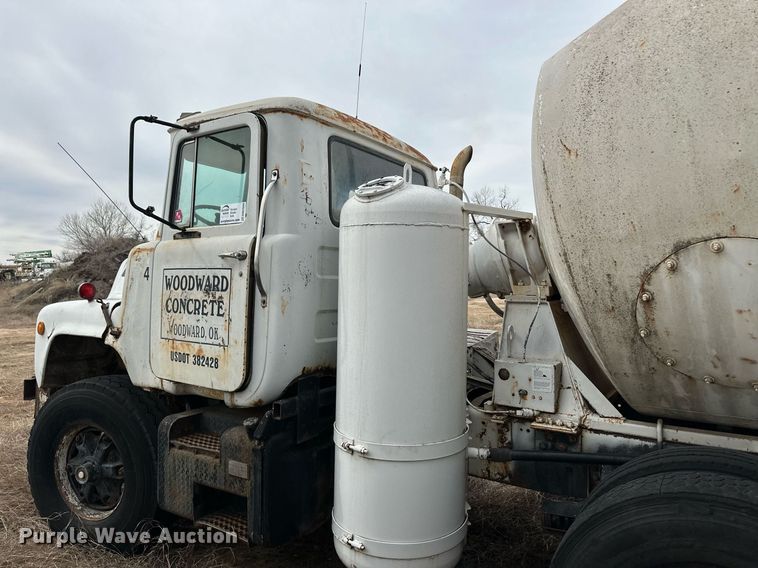 image for item DM2694 1974 Mack ready mix truck