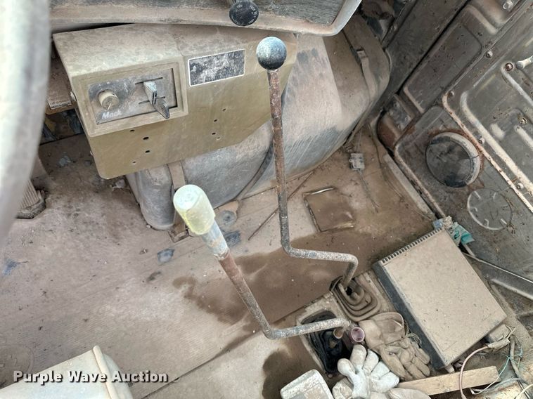 image for item DM2694 1974 Mack ready mix truck