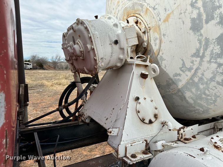 image for item DM2695 1974 Mack RD685S ready mix truck