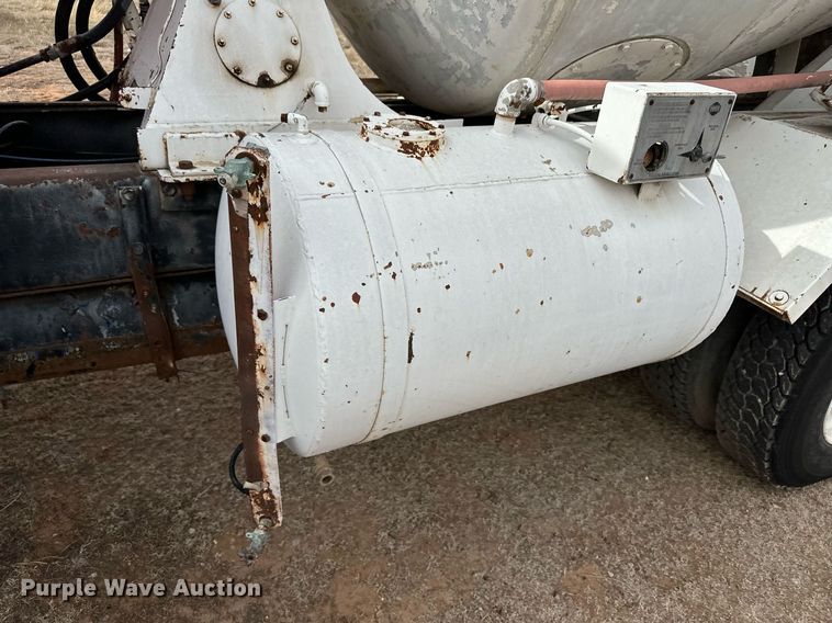 image for item DM2695 1974 Mack RD685S ready mix truck