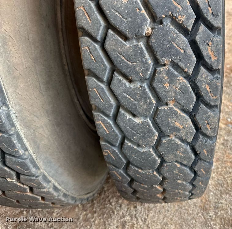 image for item DM2695 1974 Mack RD685S ready mix truck