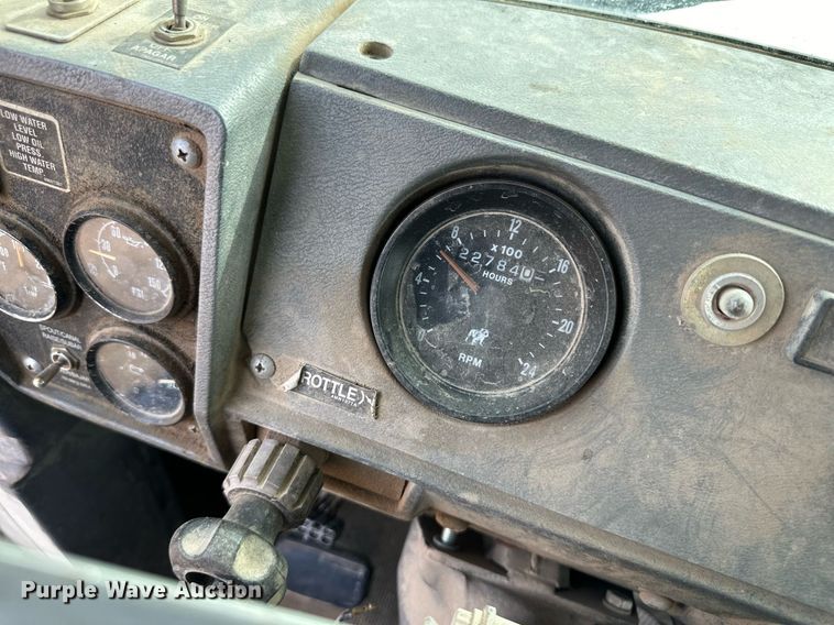 image for item DM2698 1997 Mack RD690S ready mix truck