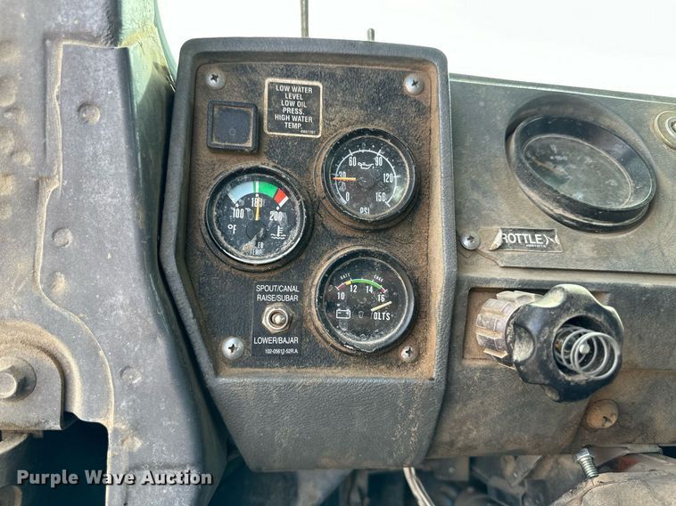 image for item DM2698 1997 Mack RD690S ready mix truck