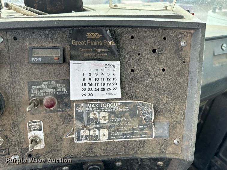 image for item DM2698 1997 Mack RD690S ready mix truck