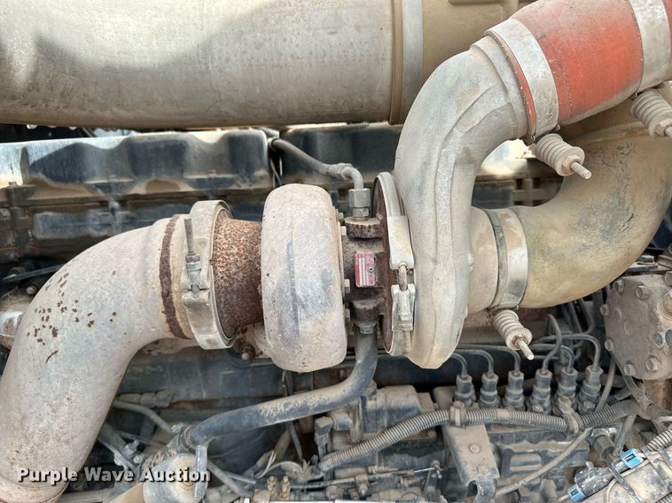 image for item DM2698 1997 Mack RD690S ready mix truck