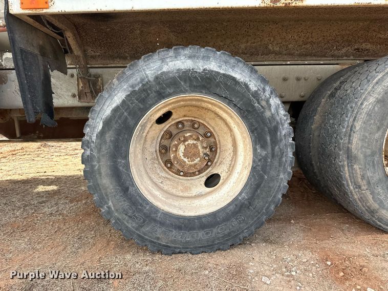 image for item DM2698 1997 Mack RD690S ready mix truck