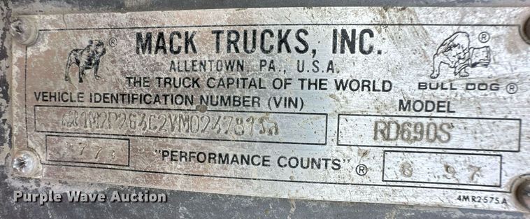 image for item DM2698 1997 Mack RD690S ready mix truck