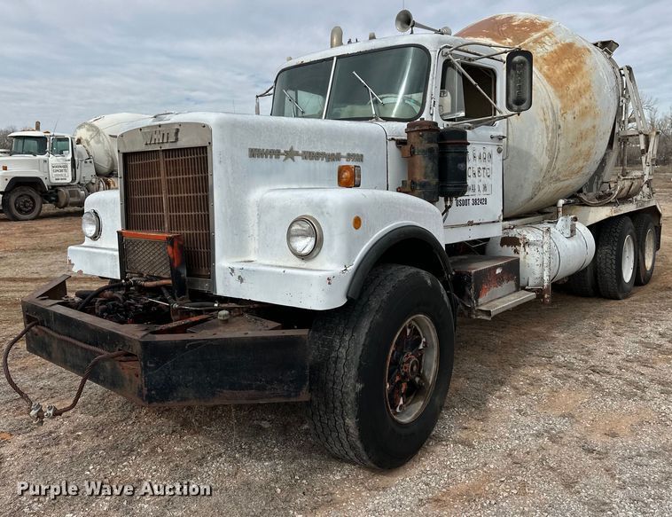 image for item DM2699 1979 White Western Star 4864-2 ready mix truck