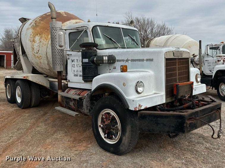 image for item DM2699 1979 White Western Star 4864-2 ready mix truck