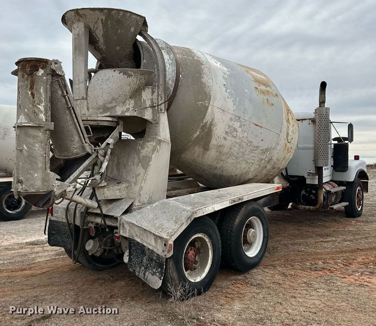 image for item DM2699 1979 White Western Star 4864-2 ready mix truck