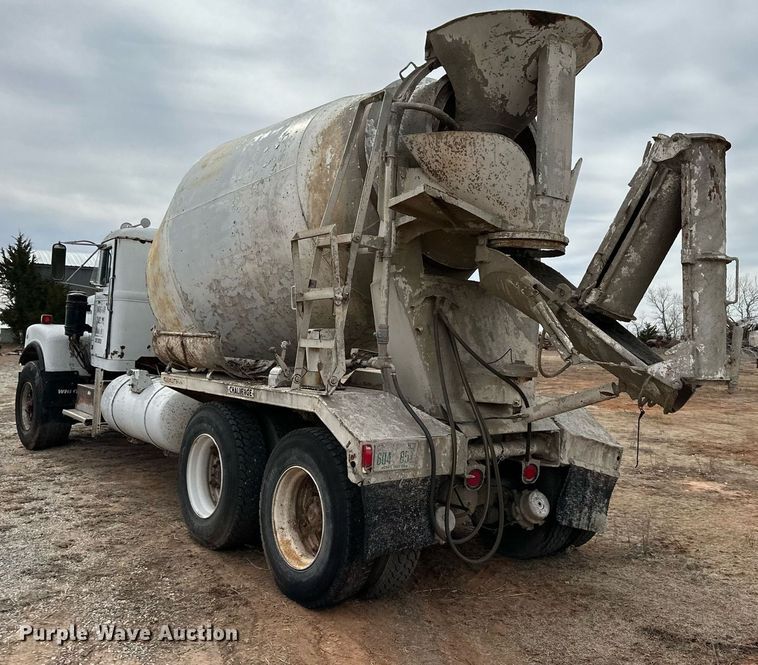 image for item DM2699 1979 White Western Star 4864-2 ready mix truck