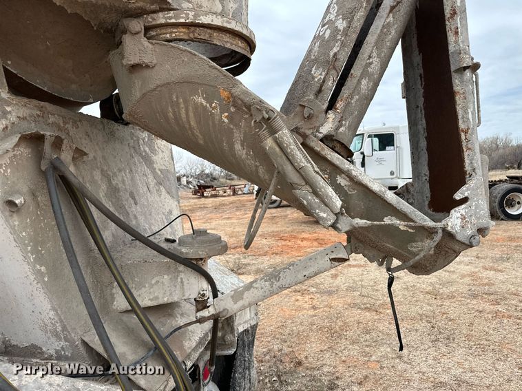 image for item DM2699 1979 White Western Star 4864-2 ready mix truck