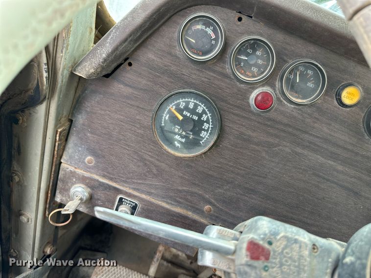 image for item DM2699 1979 White Western Star 4864-2 ready mix truck