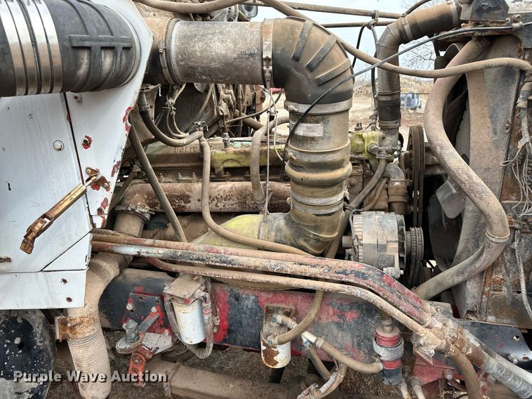 image for item DM2699 1979 White Western Star 4864-2 ready mix truck