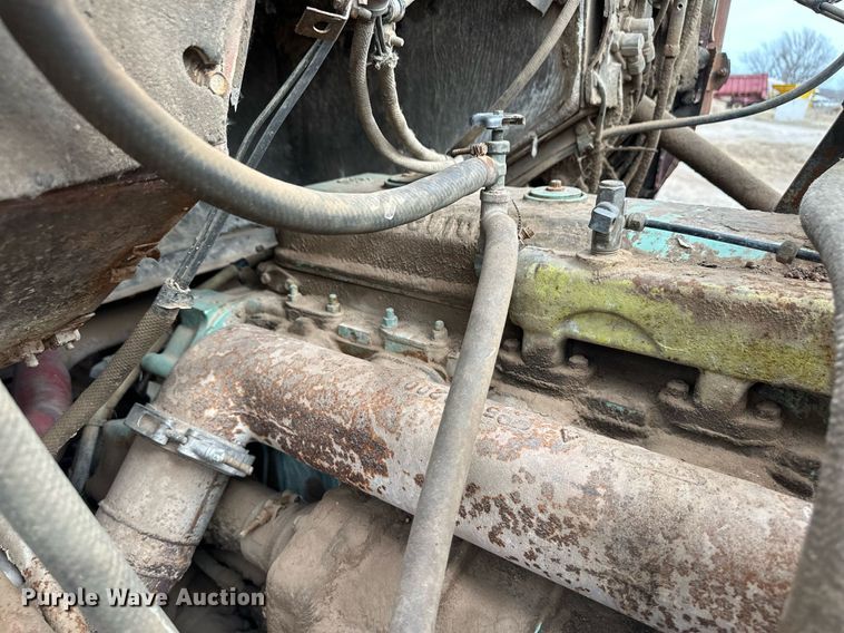 image for item DM2699 1979 White Western Star 4864-2 ready mix truck