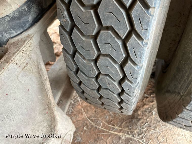 image for item DM2699 1979 White Western Star 4864-2 ready mix truck