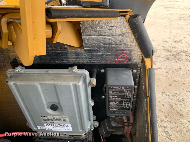 image for item DM7751 2016 Vermeer D23X30 Navigator S3 horizontal directional drill