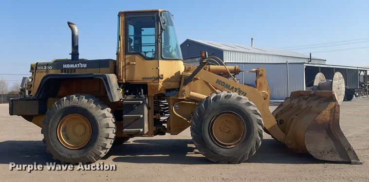 image for item DP2611 2002 Komatsu WA320-3H wheel loader