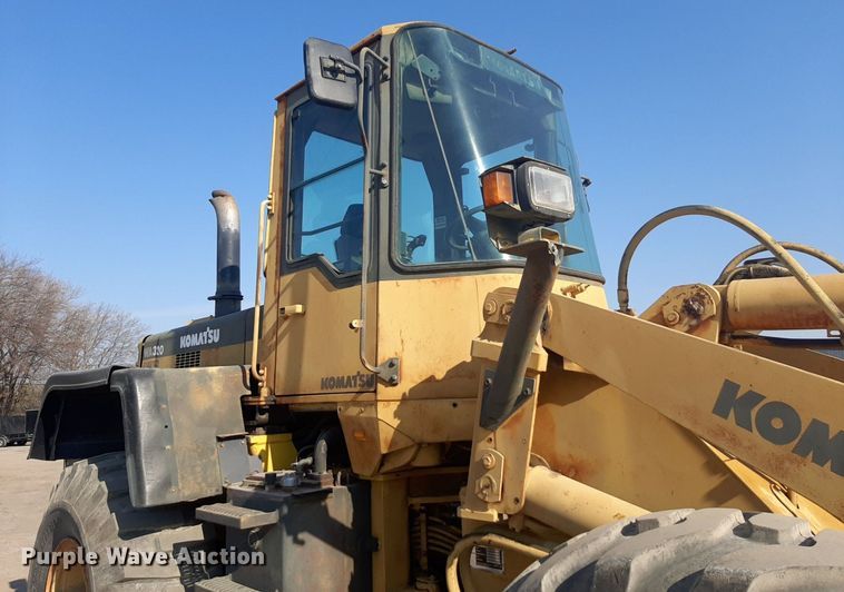 image for item DP2611 2002 Komatsu WA320-3H wheel loader