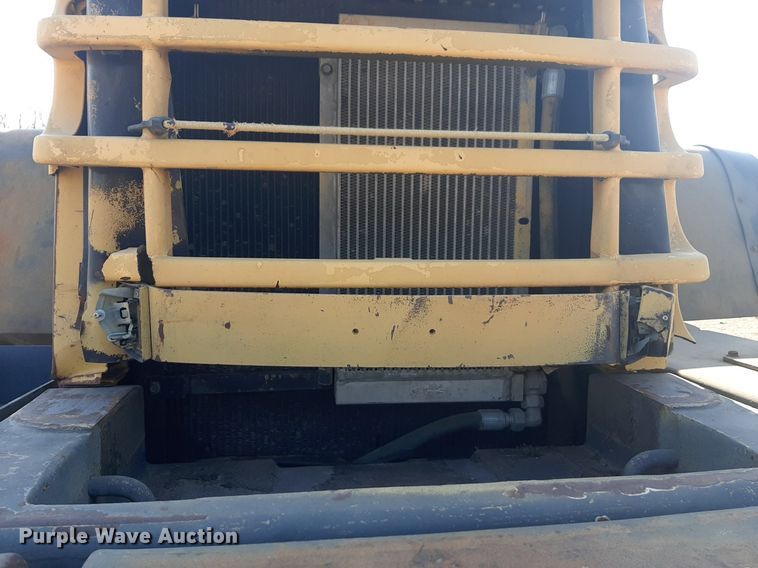 image for item DP2611 2002 Komatsu WA320-3H wheel loader