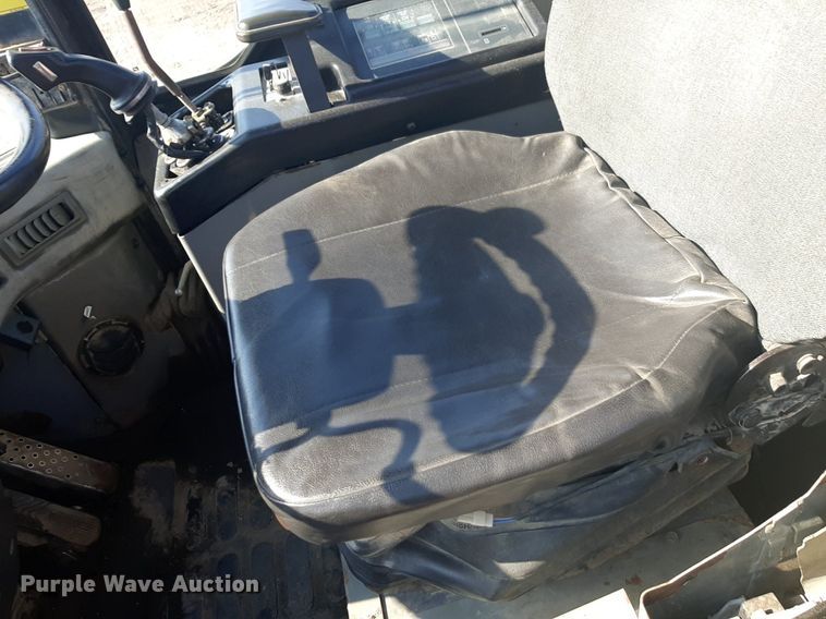 image for item DP2611 2002 Komatsu WA320-3H wheel loader