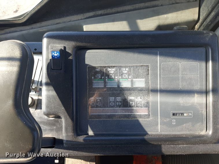 image for item DP2611 2002 Komatsu WA320-3H wheel loader