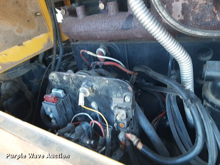 image for item DP2611 2002 Komatsu WA320-3H wheel loader