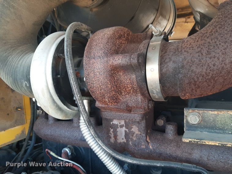 image for item DP2611 2002 Komatsu WA320-3H wheel loader