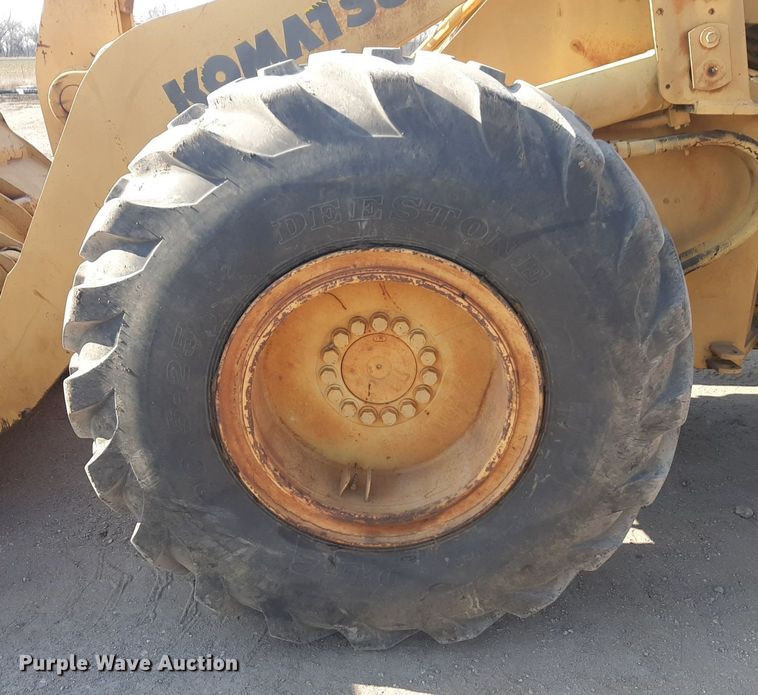 image for item DP2611 2002 Komatsu WA320-3H wheel loader