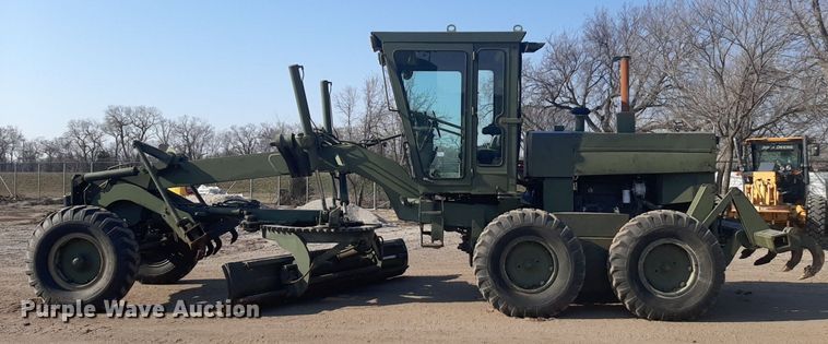 image for item DP2612 1986 Champion 710A motor grader