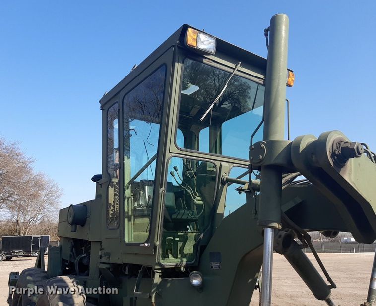 image for item DP2612 1986 Champion 710A motor grader