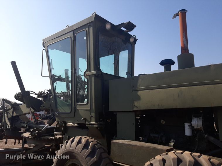 image for item DP2612 1986 Champion 710A motor grader