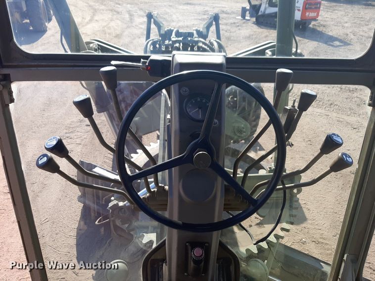 image for item DP2612 1986 Champion 710A motor grader