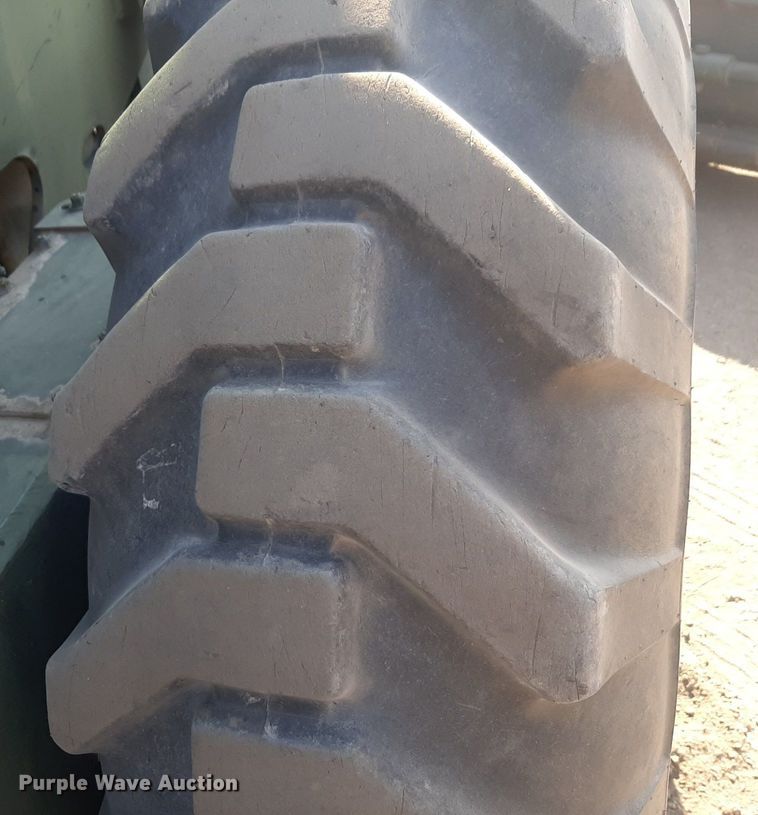 image for item DP2612 1986 Champion 710A motor grader