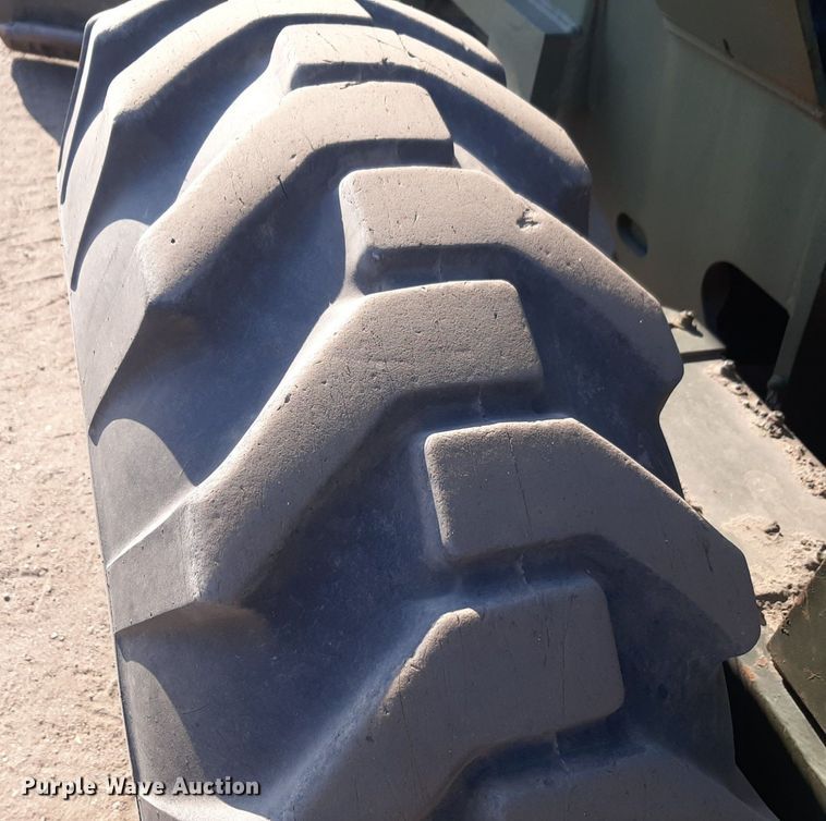 image for item DP2612 1986 Champion 710A motor grader