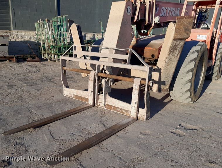 image for item DP2626 2007 Skytrak 10054 telehandler