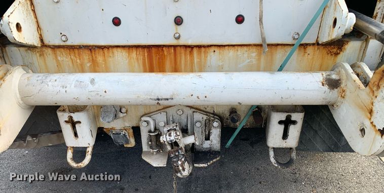 image for item DP8789 2008 GMC 7500 bucket truck