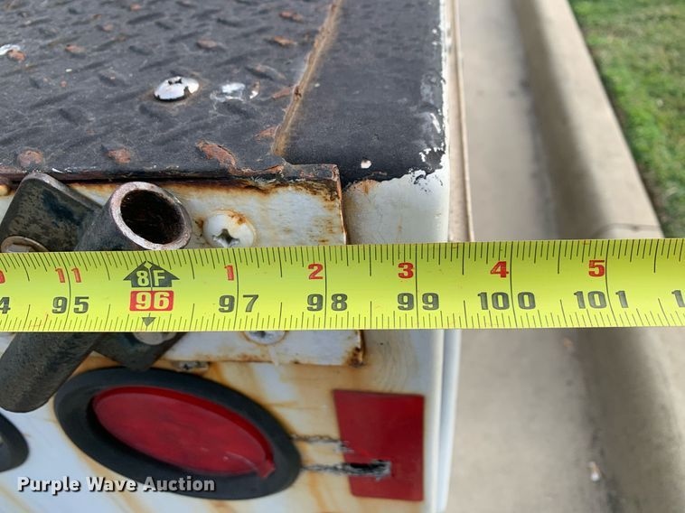 image for item DP8789 2008 GMC 7500 bucket truck