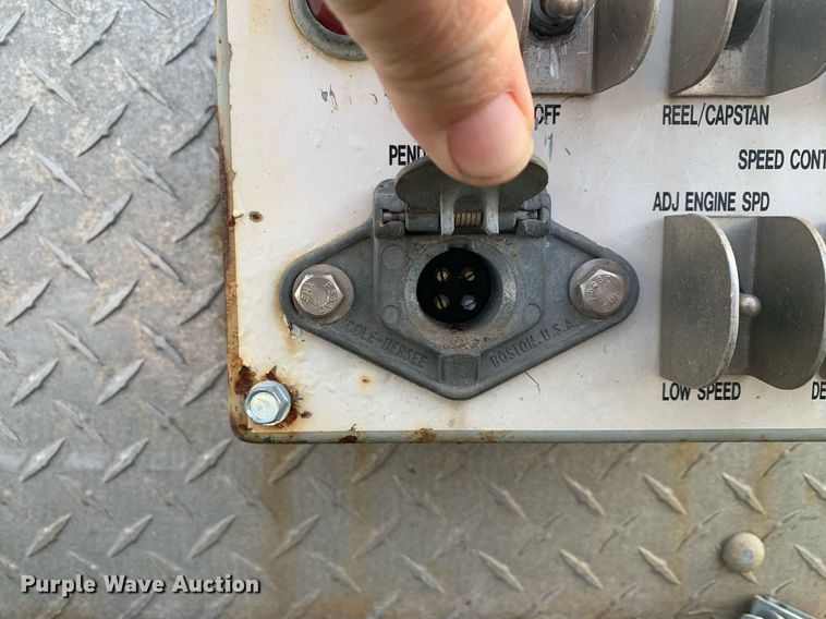 image for item DP8789 2008 GMC 7500 bucket truck