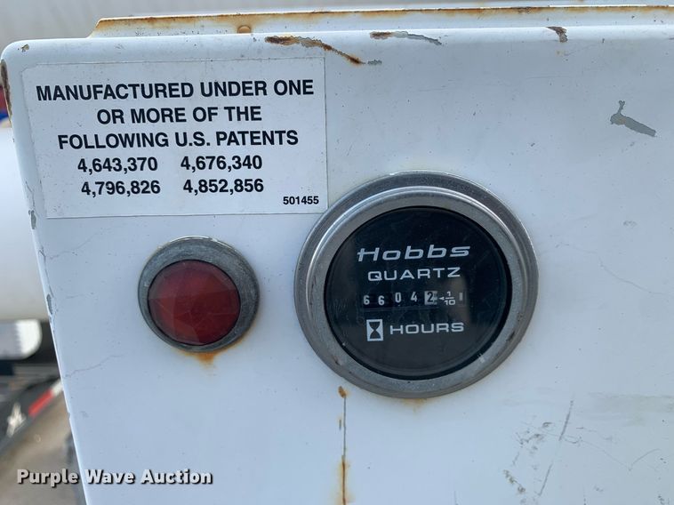 image for item DP8789 2008 GMC 7500 bucket truck