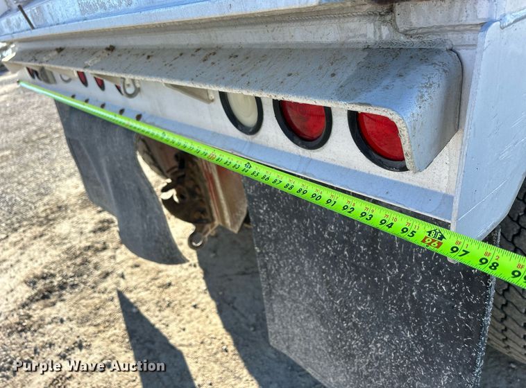 image for item DQ1086 2006 Mack CHN613 dump truck