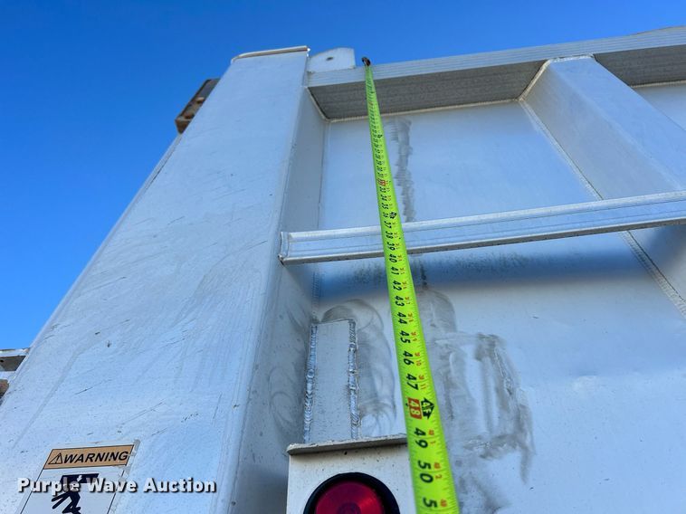 image for item DQ1086 2006 Mack CHN613 dump truck