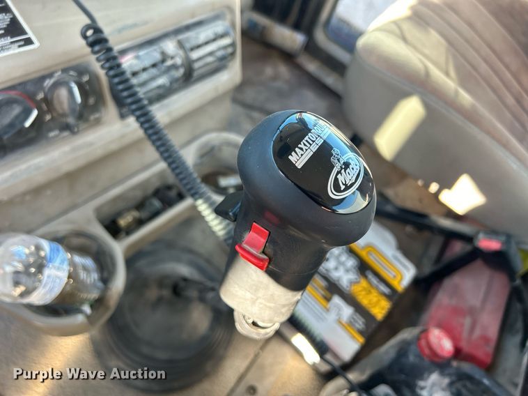 image for item DQ1086 2006 Mack CHN613 dump truck