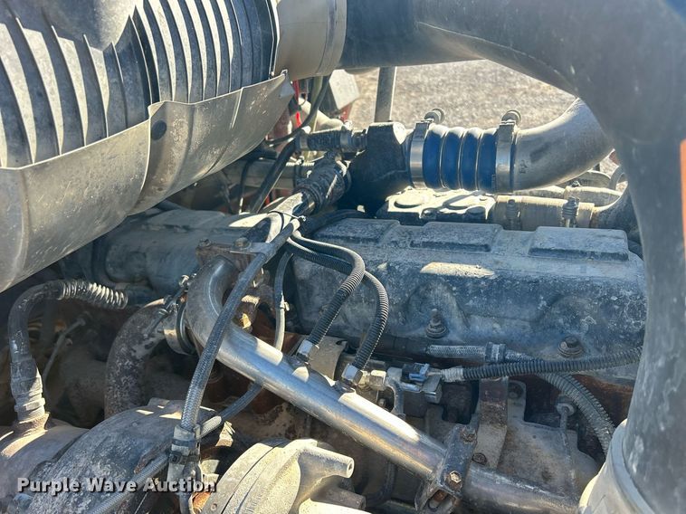 image for item DQ1086 2006 Mack CHN613 dump truck