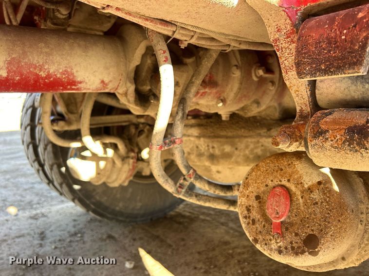 image for item DQ1086 2006 Mack CHN613 dump truck